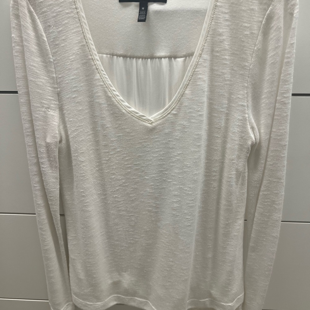 White House Black Market Large long sleeve white lightweight sweater w/lace back - Picture 2 of 9